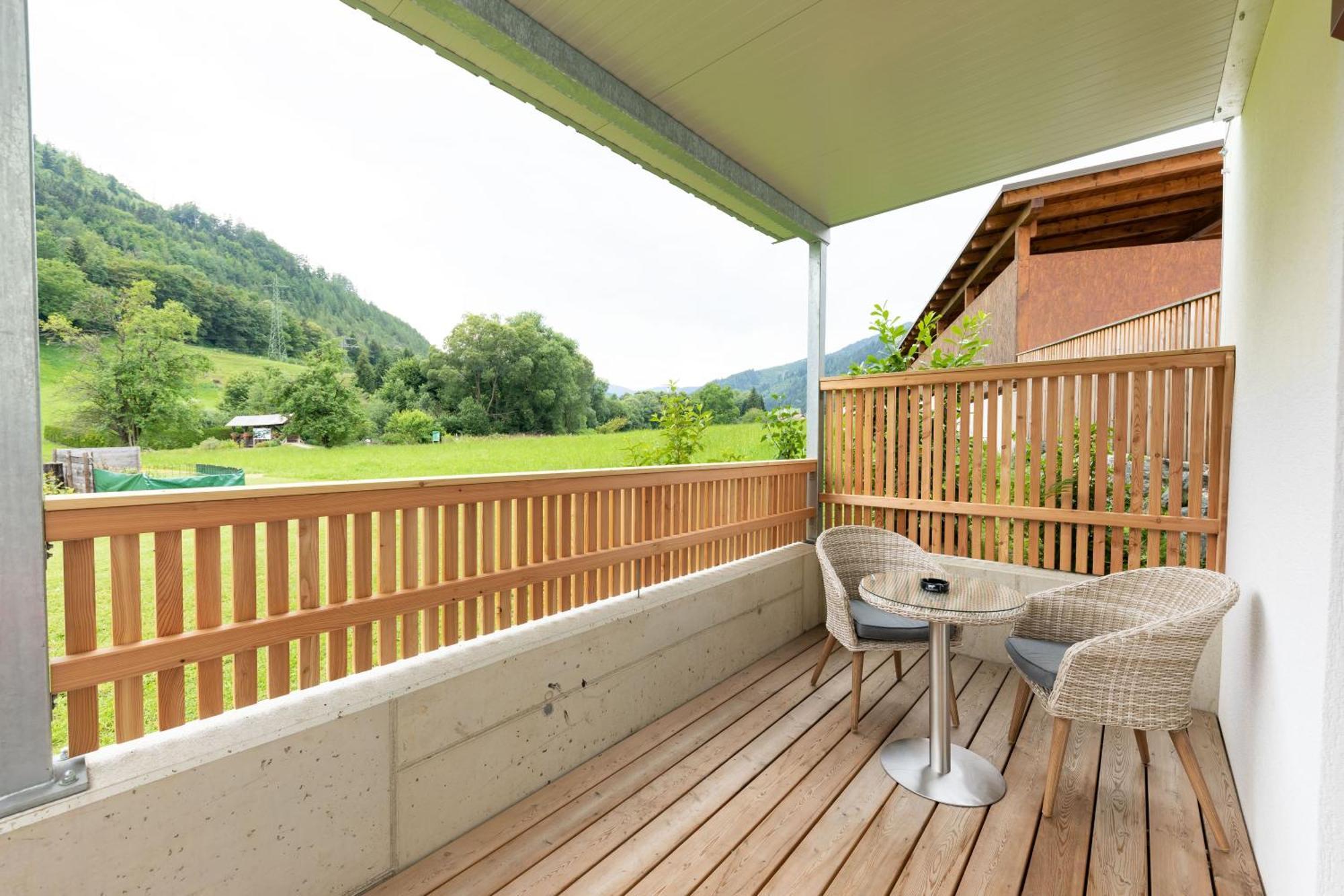 Apartmenthaus Pastner Am Teich Übelbach Exterior foto